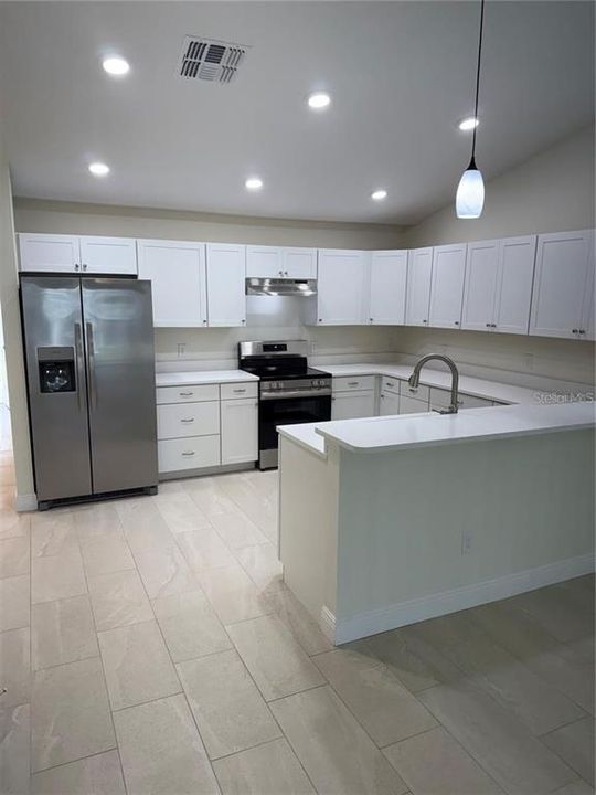 For Rent: $1,890 (3 beds, 2 baths, 1299 Square Feet)