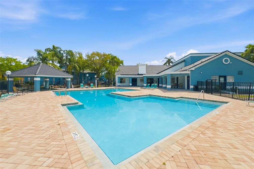 For Sale: $155,000 (2 beds, 2 baths, 1054 Square Feet)