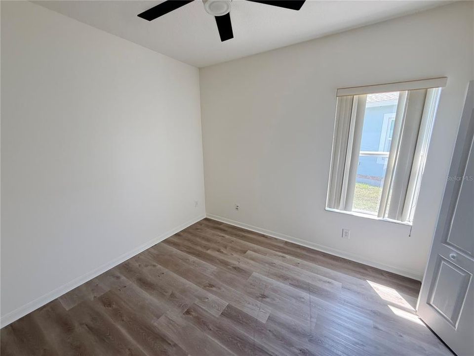 Active With Contract: $259,900 (3 beds, 2 baths, 1581 Square Feet)