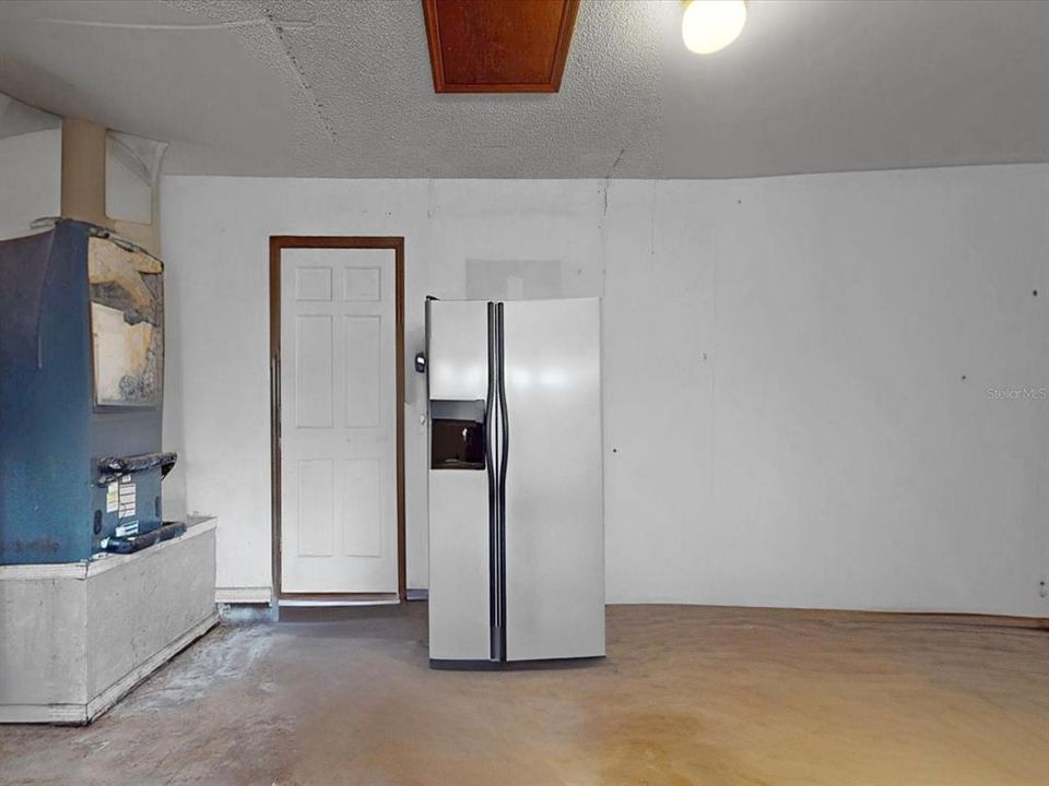 Activo con contrato: $634,900 (4 camas, 3 baños, 2832 Pies cuadrados)