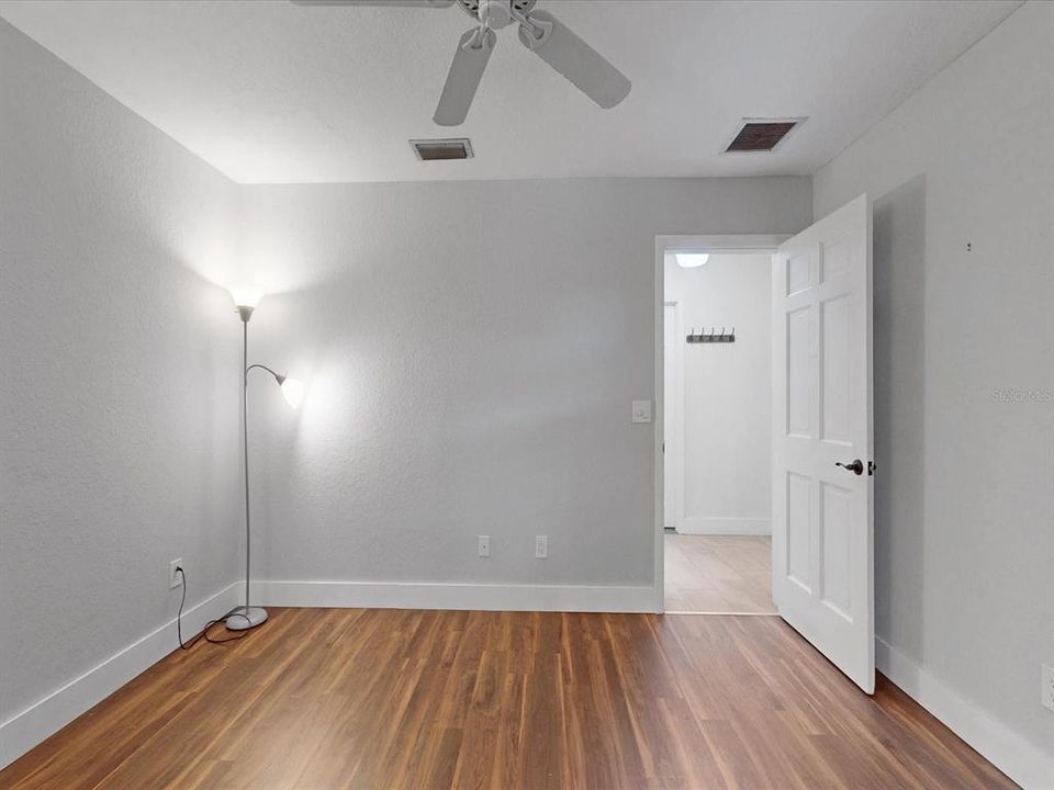 Activo con contrato: $634,900 (4 camas, 3 baños, 2832 Pies cuadrados)