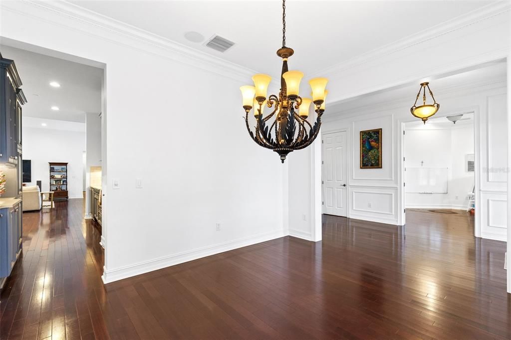 En Venta: $1,895,000 (6 camas, 5 baños, 4315 Pies cuadrados)