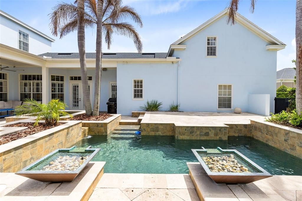 En Venta: $1,895,000 (6 camas, 5 baños, 4315 Pies cuadrados)