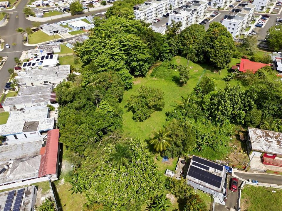 En Venta: $250,000 (0.97 acres)