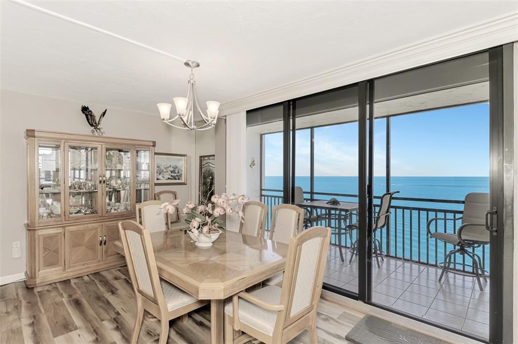 На продажу: $990,000 (2 спален, 2 ванн, 1284 Квадратных фут)