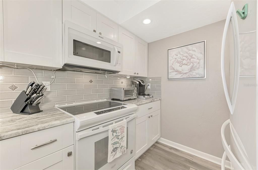 На продажу: $990,000 (2 спален, 2 ванн, 1284 Квадратных фут)