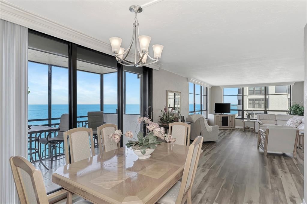 На продажу: $990,000 (2 спален, 2 ванн, 1284 Квадратных фут)