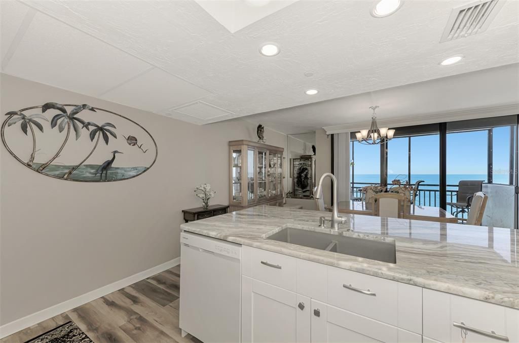 На продажу: $990,000 (2 спален, 2 ванн, 1284 Квадратных фут)