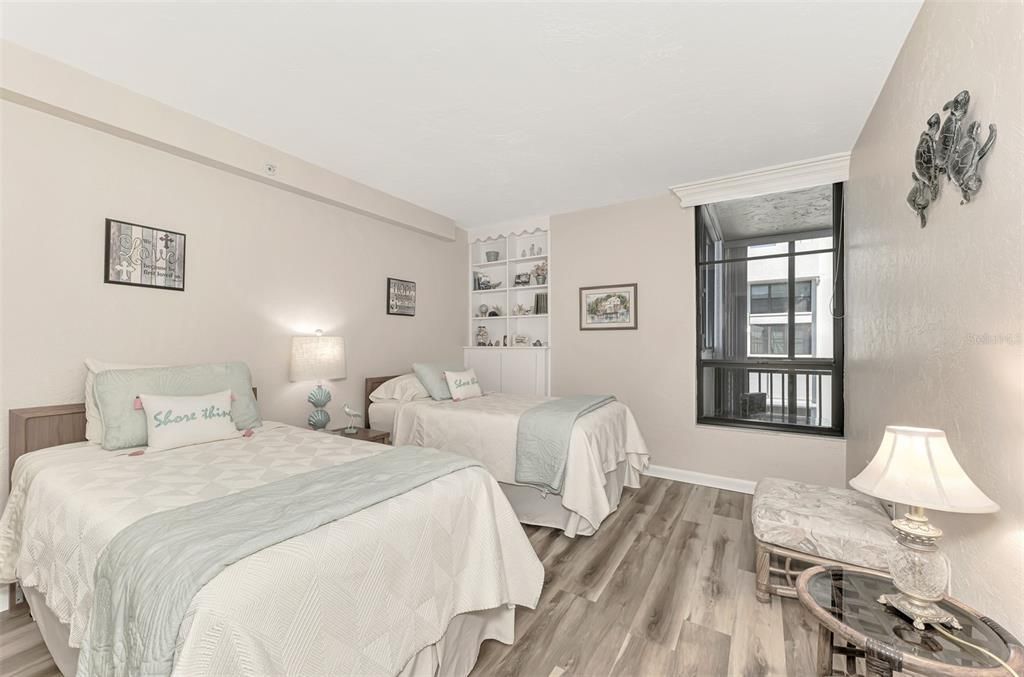 На продажу: $990,000 (2 спален, 2 ванн, 1284 Квадратных фут)