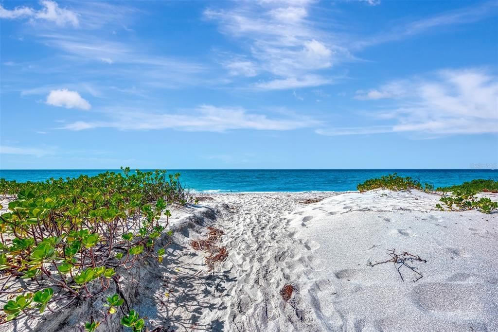 На продажу: $990,000 (2 спален, 2 ванн, 1284 Квадратных фут)