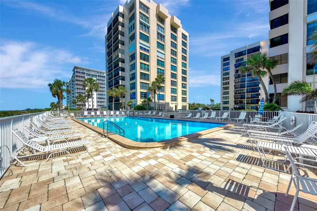 На продажу: $990,000 (2 спален, 2 ванн, 1284 Квадратных фут)