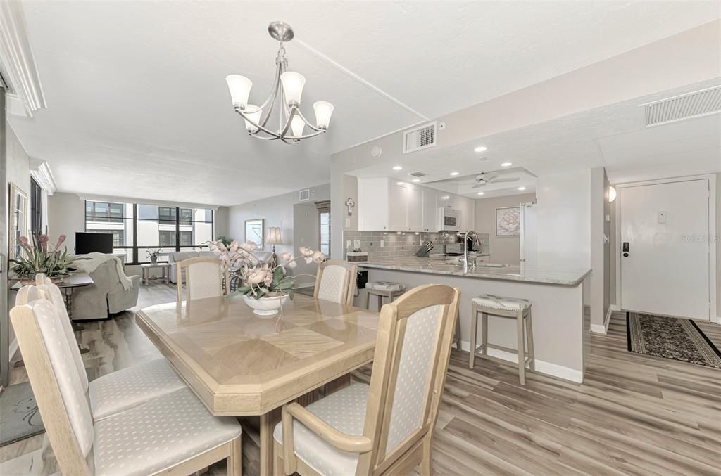 На продажу: $990,000 (2 спален, 2 ванн, 1284 Квадратных фут)