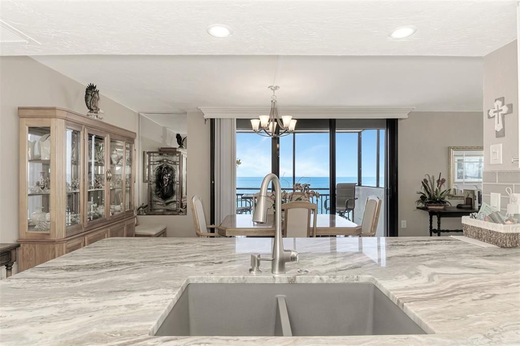 На продажу: $990,000 (2 спален, 2 ванн, 1284 Квадратных фут)