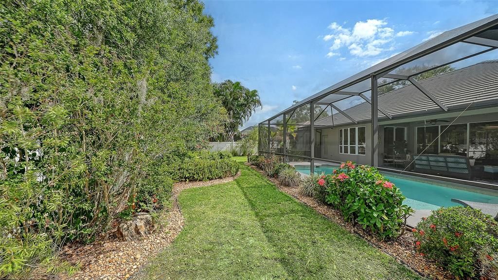 Activo con contrato: $749,000 (3 camas, 2 baños, 2307 Pies cuadrados)
