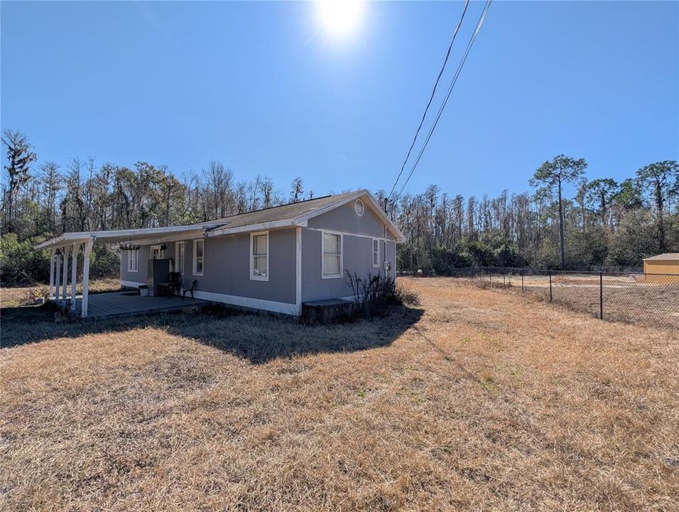 For Sale: $200,000 (3 beds, 2 baths, 1120 Square Feet)