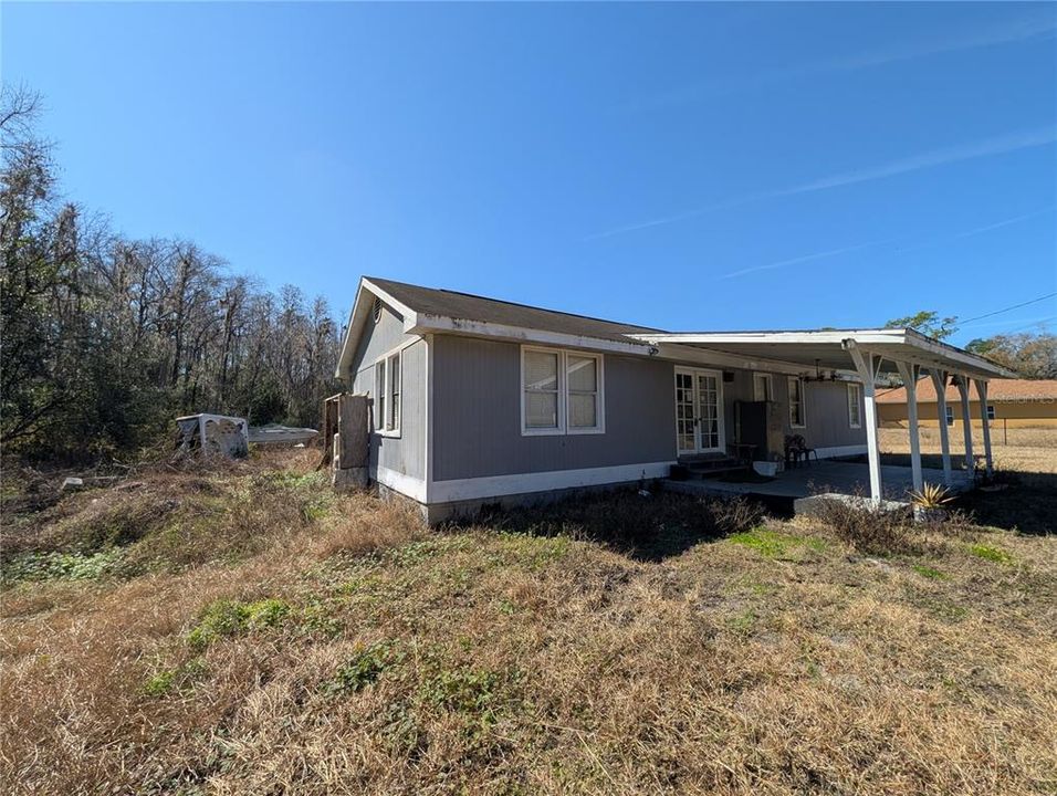 For Sale: $200,000 (3 beds, 2 baths, 1120 Square Feet)