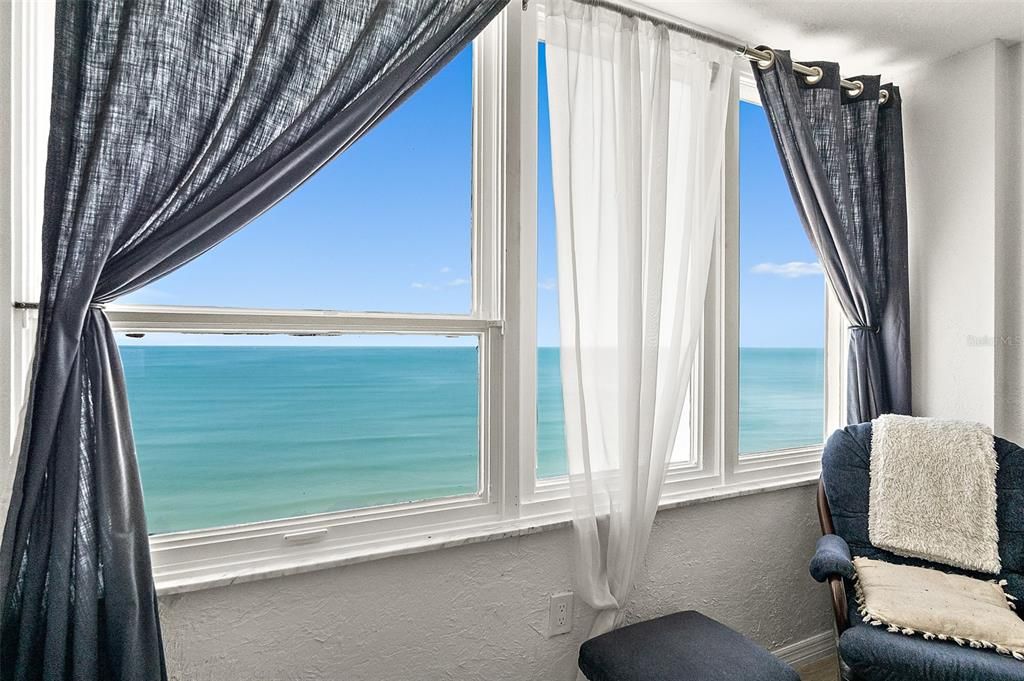 En Venta: $369,900 (2 camas, 2 baños, 1297 Pies cuadrados)