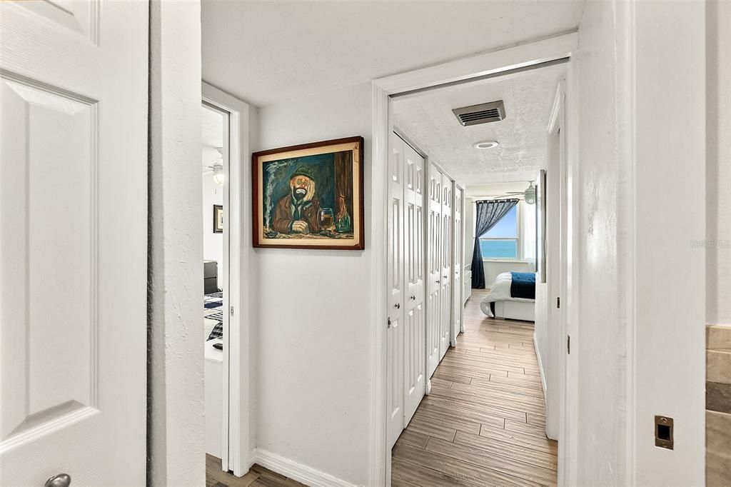 En Venta: $369,900 (2 camas, 2 baños, 1297 Pies cuadrados)