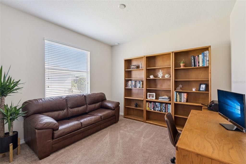 En Venta: $450,000 (3 camas, 2 baños, 2236 Pies cuadrados)