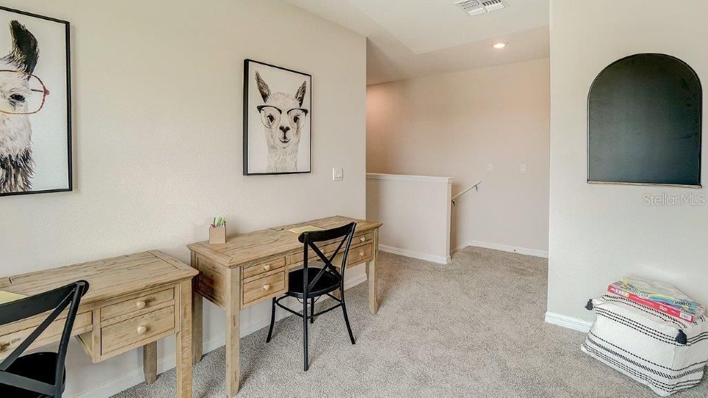 Active With Contract: $325,990 (3 beds, 2 baths, 1758 Square Feet)