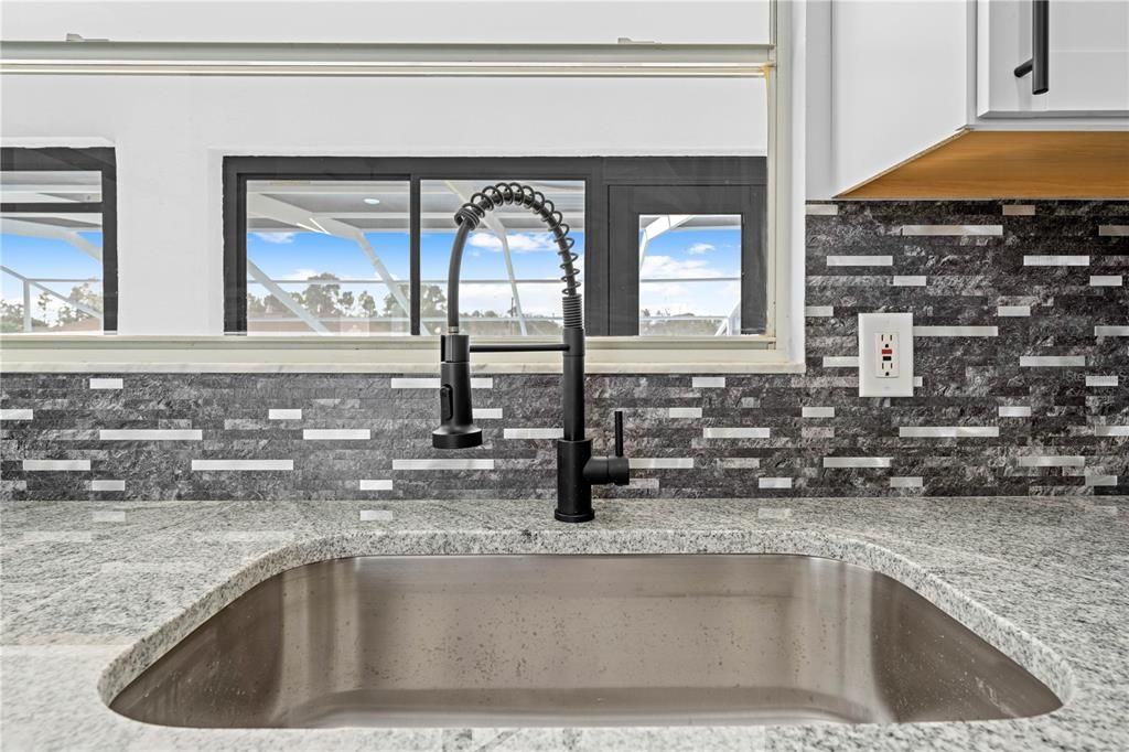 Active With Contract: $359,000 (3 beds, 2 baths, 1738 Square Feet)