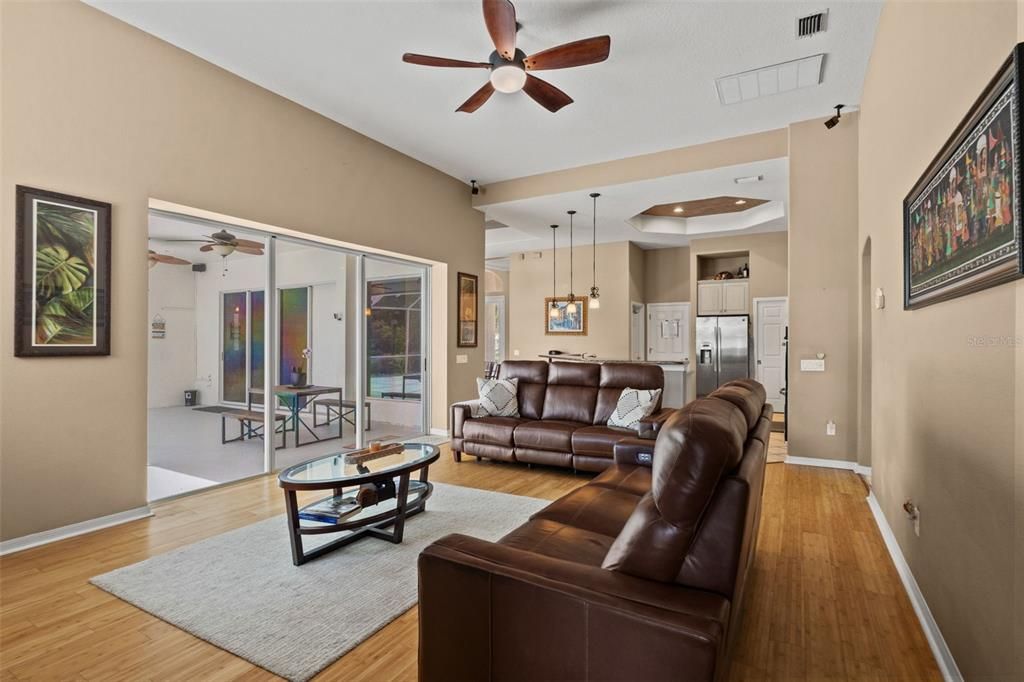 For Sale: $825,000 (4 beds, 3 baths, 3342 Square Feet)