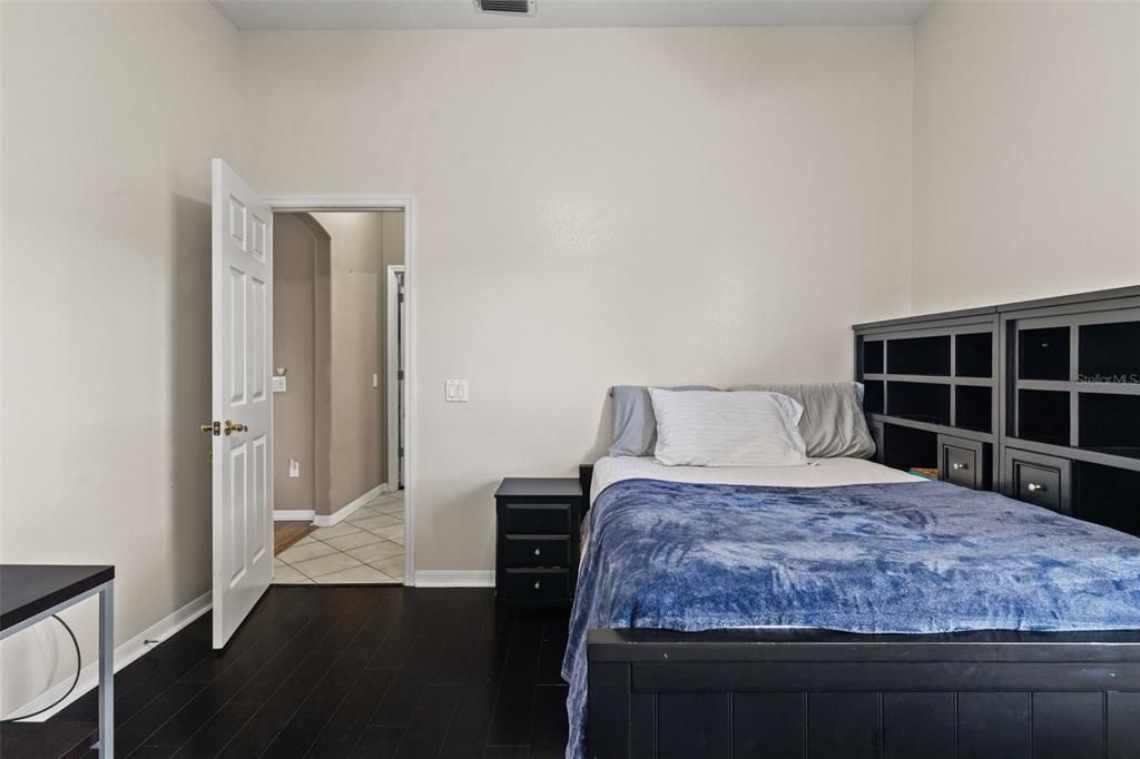 For Sale: $825,000 (4 beds, 3 baths, 3342 Square Feet)