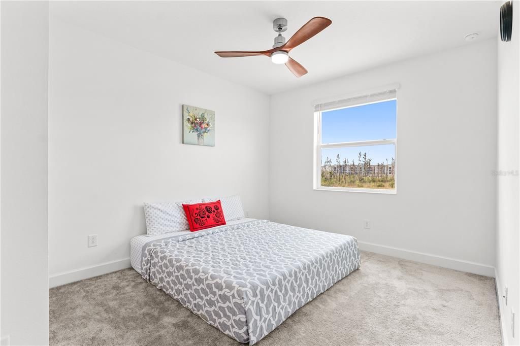 В аренду: $4,220 (5 спален, 5 ванн, 3307 Квадратных фут)