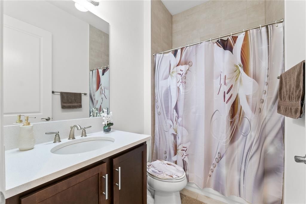 В аренду: $4,220 (5 спален, 5 ванн, 3307 Квадратных фут)