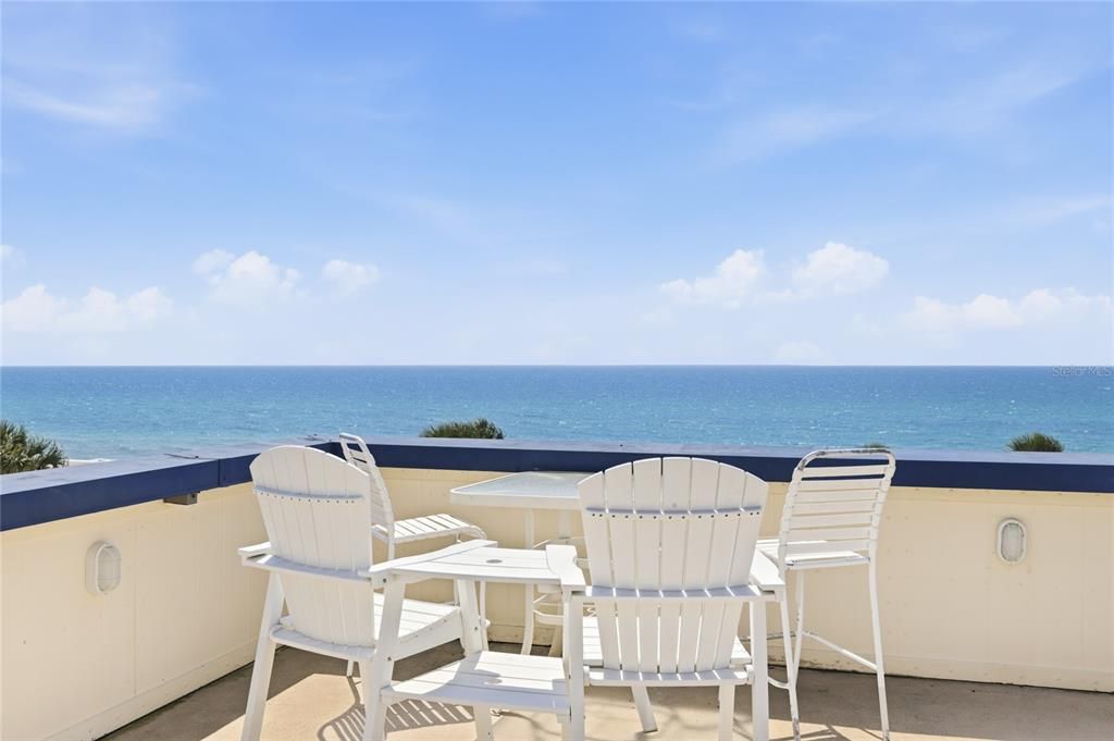 Activo con contrato: $389,000 (2 camas, 2 baños, 1133 Pies cuadrados)