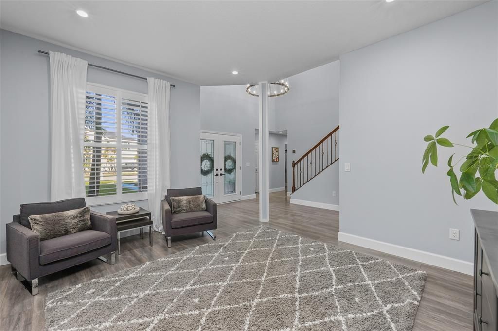 Activo con contrato: $935,000 (5 camas, 3 baños, 3852 Pies cuadrados)