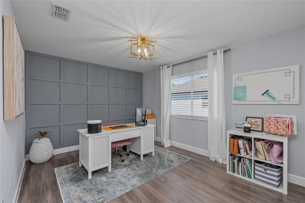 Activo con contrato: $935,000 (5 camas, 3 baños, 3852 Pies cuadrados)