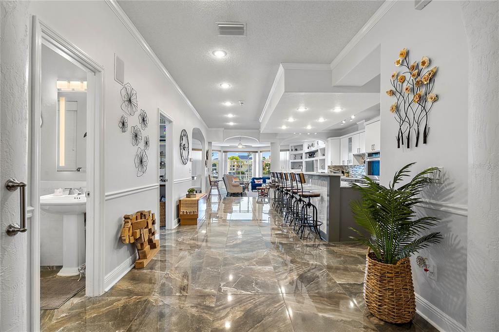 En Venta: $1,995,000 (5 camas, 3 baños, 4750 Pies cuadrados)