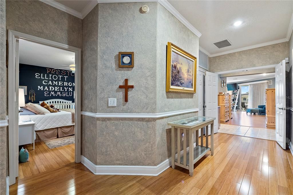 En Venta: $1,995,000 (5 camas, 3 baños, 4750 Pies cuadrados)