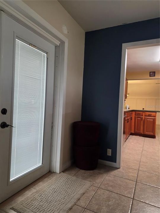 Activo con contrato: $324,900 (4 camas, 3 baños, 2058 Pies cuadrados)