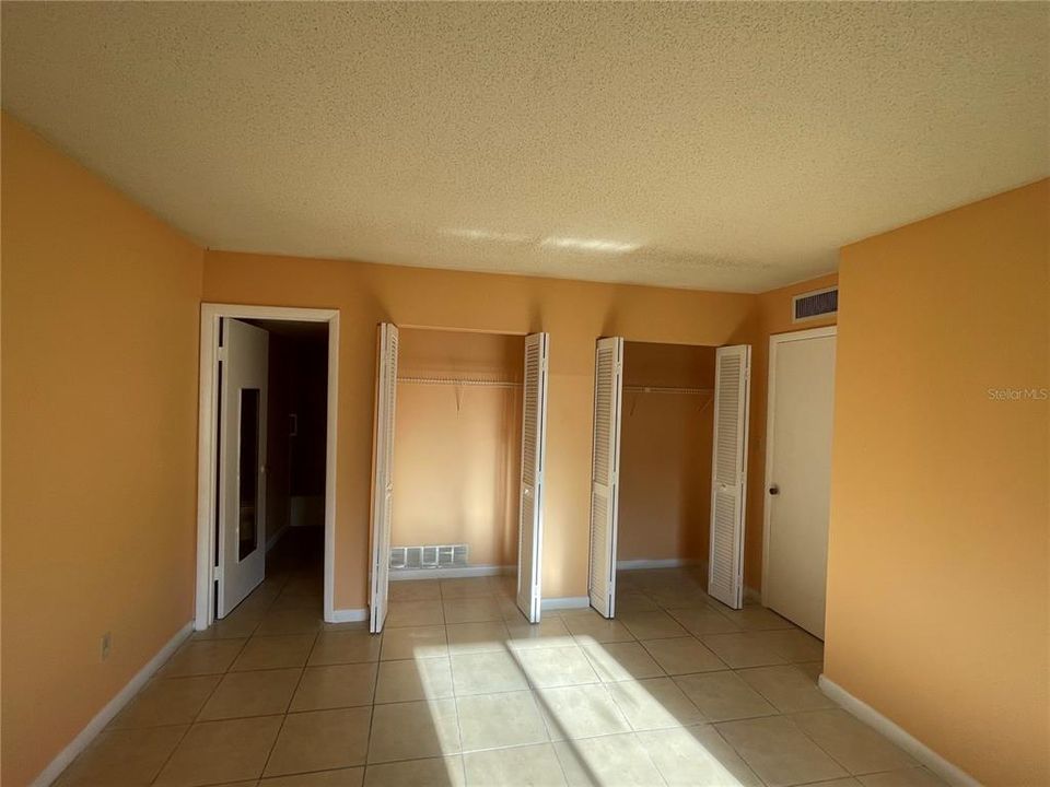 В аренду: $1,200 (2 спален, 2 ванн, 1072 Квадратных фут)