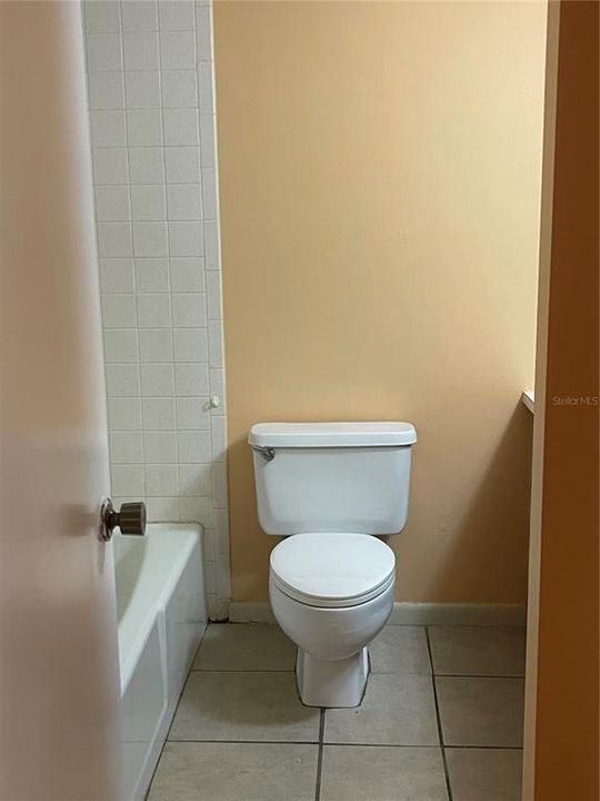 В аренду: $1,200 (2 спален, 2 ванн, 1072 Квадратных фут)