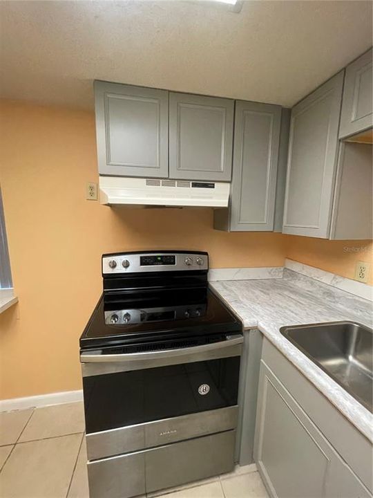 В аренду: $1,200 (2 спален, 2 ванн, 1072 Квадратных фут)