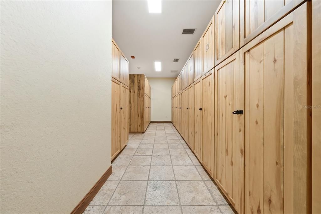 For Sale: $5,499,999 (37.58 acres)