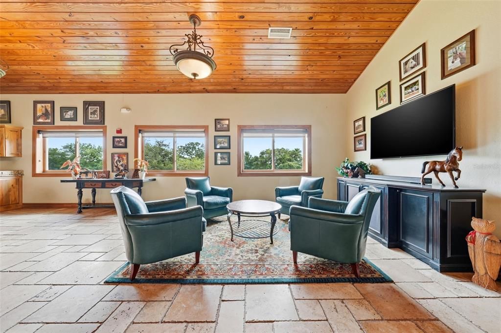 For Sale: $5,499,999 (37.58 acres)