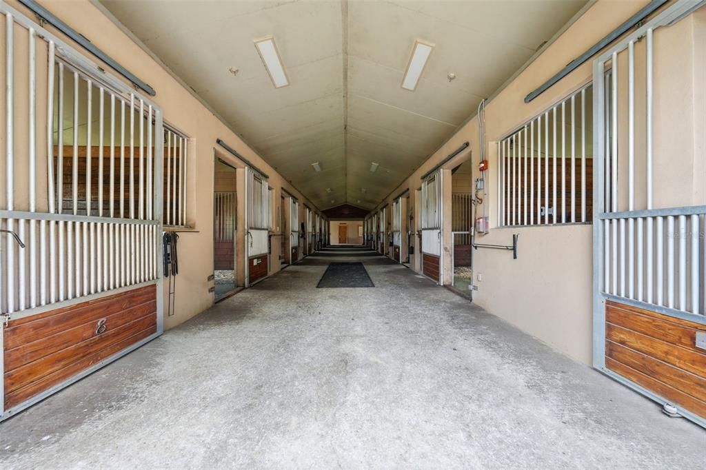 For Sale: $5,499,999 (37.58 acres)