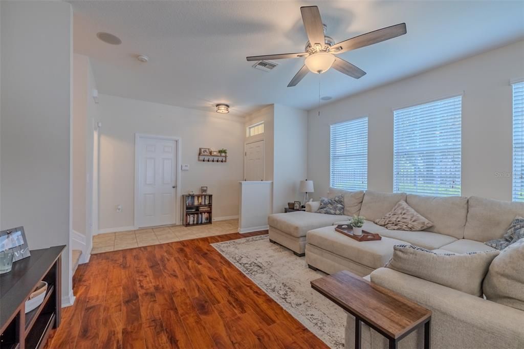 For Sale: $260,000 (3 beds, 2 baths, 1626 Square Feet)