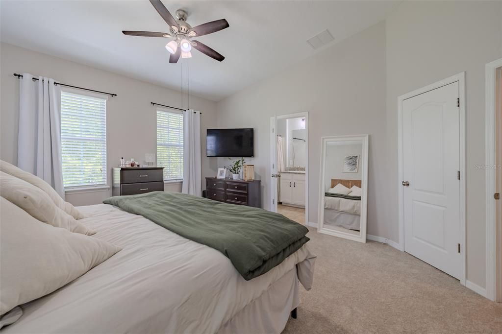For Sale: $260,000 (3 beds, 2 baths, 1626 Square Feet)