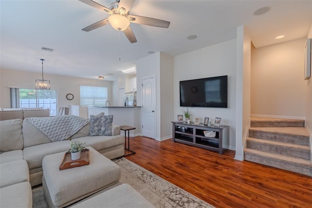 For Sale: $260,000 (3 beds, 2 baths, 1626 Square Feet)