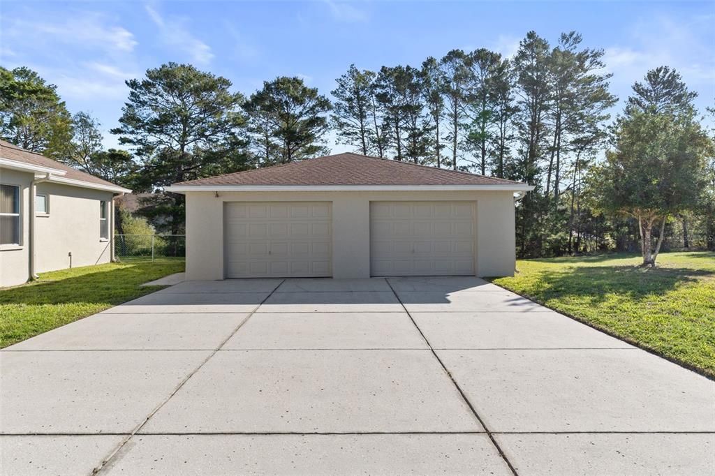 Active With Contract: $685,000 (4 beds, 3 baths, 3497 Square Feet)
