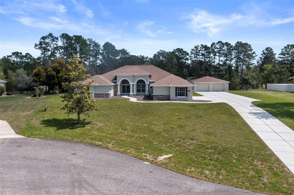 Active With Contract: $685,000 (4 beds, 3 baths, 3497 Square Feet)