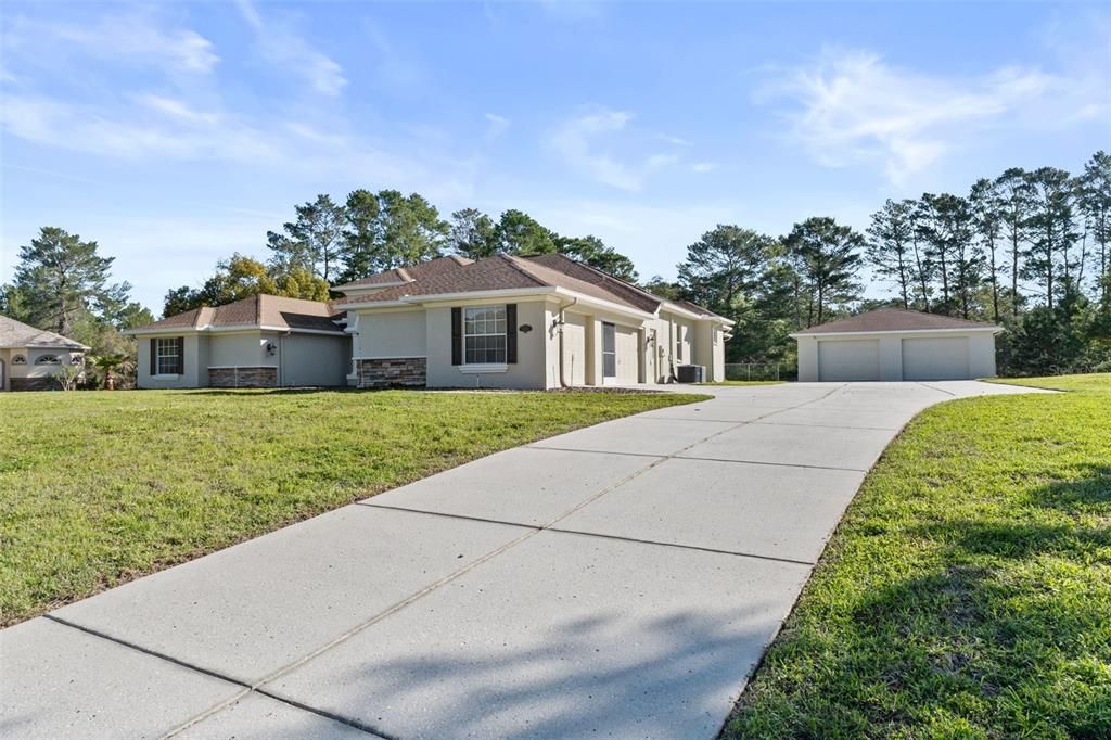 Active With Contract: $685,000 (4 beds, 3 baths, 3497 Square Feet)