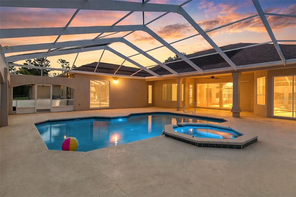 Active With Contract: $685,000 (4 beds, 3 baths, 3497 Square Feet)