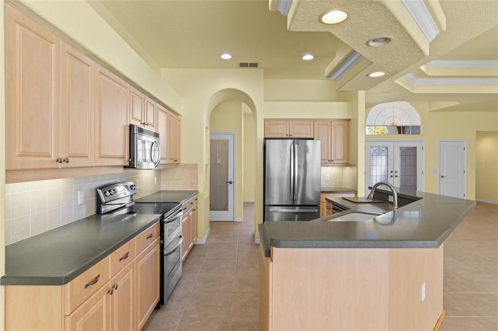 Active With Contract: $685,000 (4 beds, 3 baths, 3497 Square Feet)