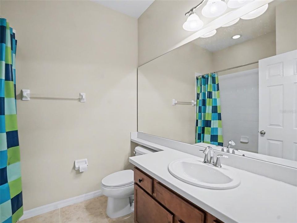 For Sale: $265,000 (3 beds, 2 baths, 1461 Square Feet)